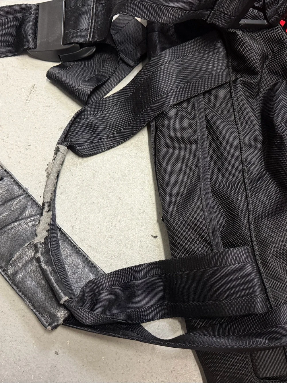 Black Men’s Jacket with Red Lining - Lululemon